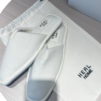 SLIPPERS
